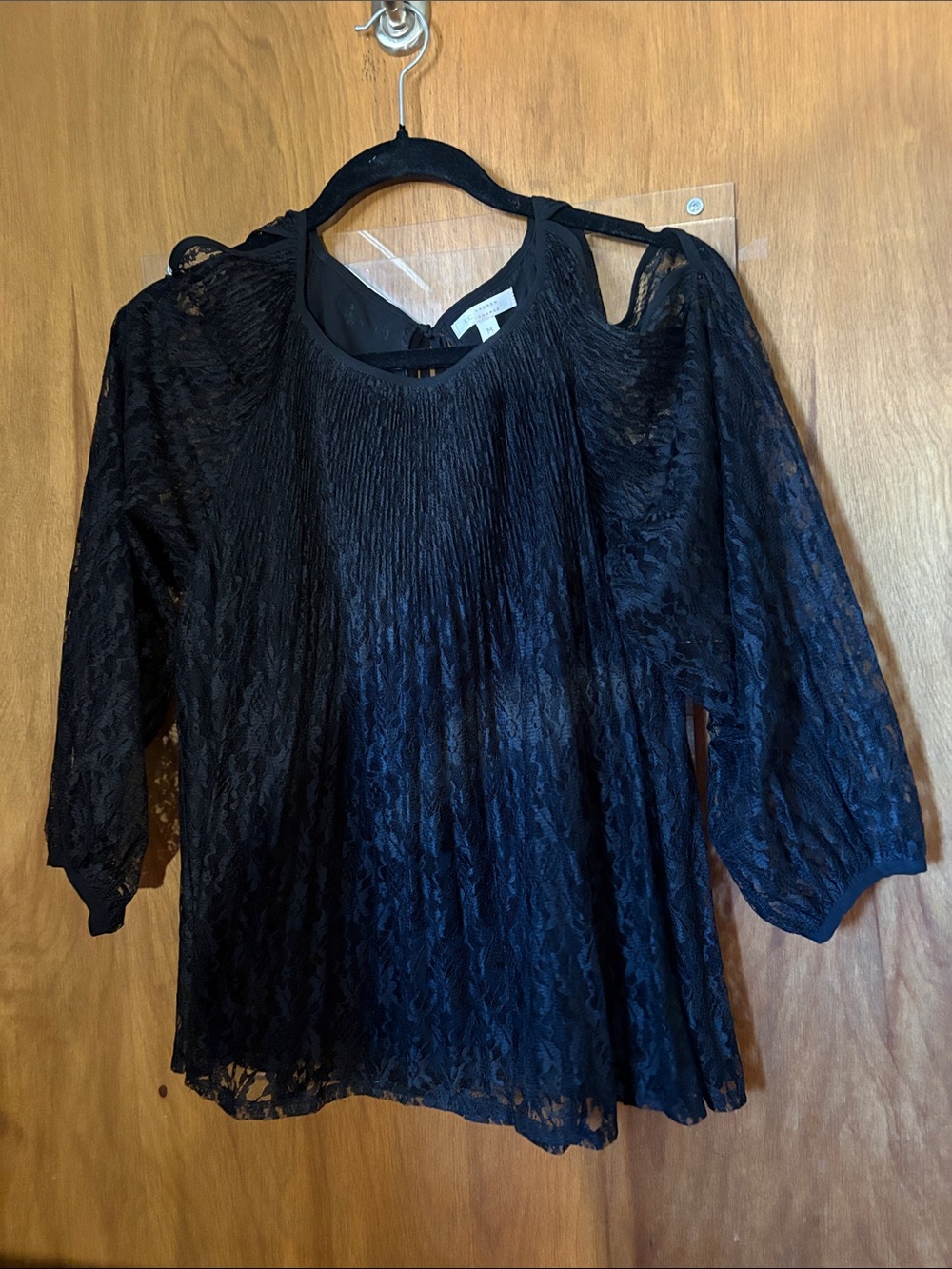 LC Lauren Conrad Black Pleated Lace Cold-Shoulder Women's Top